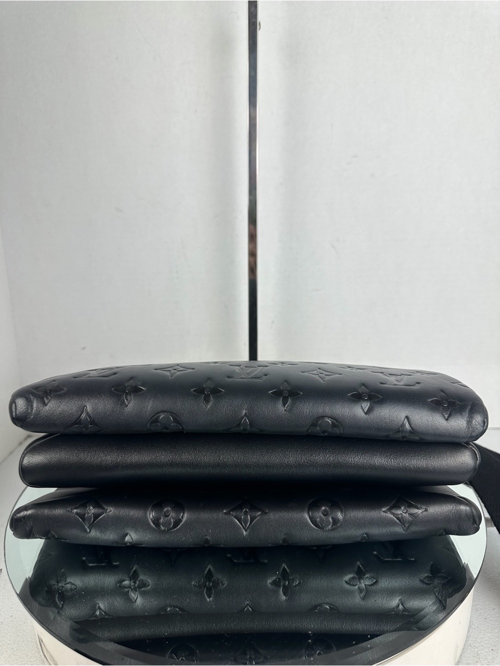 LOUIS VUITTON COUSSIN PM Crossbody/Shoulder bag - Picture 7 of 17